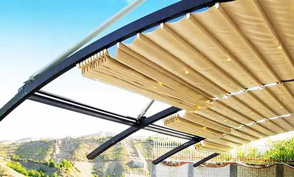 سقف متحرک پلی کربنات