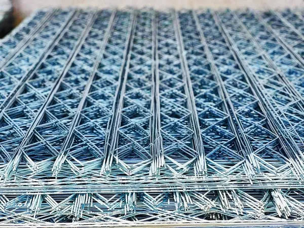 آیا استفاده از میلگرد بستر در دیوارهای هبلکس ضروری است