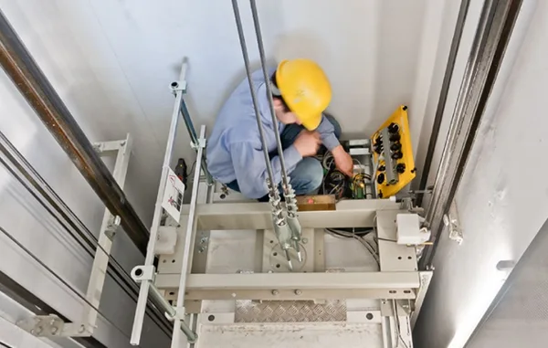 افزایش عمر آسانسور با نگهداری پیشگیرانه