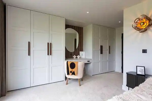 کمد دیواری میز آرایش دار