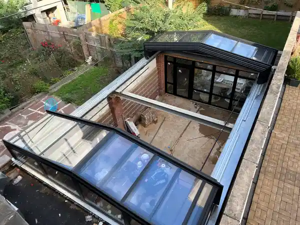 سقف شیشه ای جمع شونده