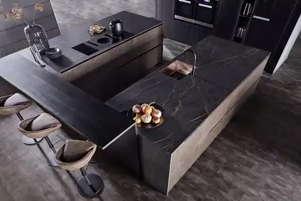 مدل جزیره وسط آشپزخانه