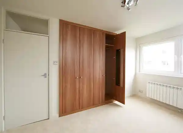 طراحی کمد دیواری عمیق