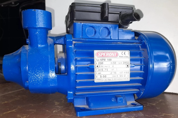 پمپ آب نیم اسب