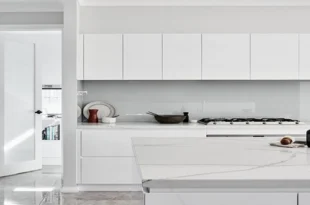 کابینت بدون دستگیره سفید