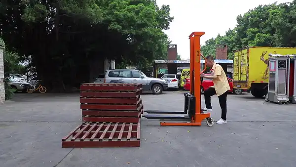 لیفتراک دستی کارگاهی
