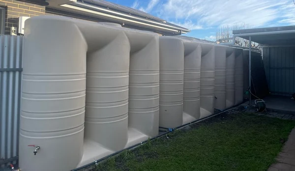 تانکر ۲۰۰۰لیتری