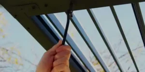 سقف متحرک دستی