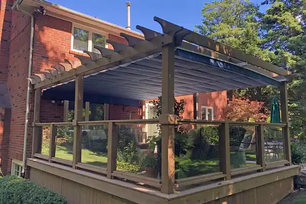 سقف تاشو حیاط خلوت