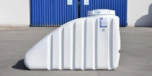 منبع آب زیر پله ای