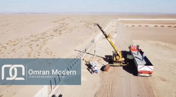 اجرای دیوار پیش ساخته بتنی نیروگاه خورشیدی طبس