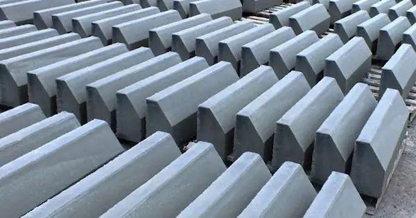 ۱۰ اشتباه رایج در خرید جدول بتنی که هزینه پروژه را بالا می برد