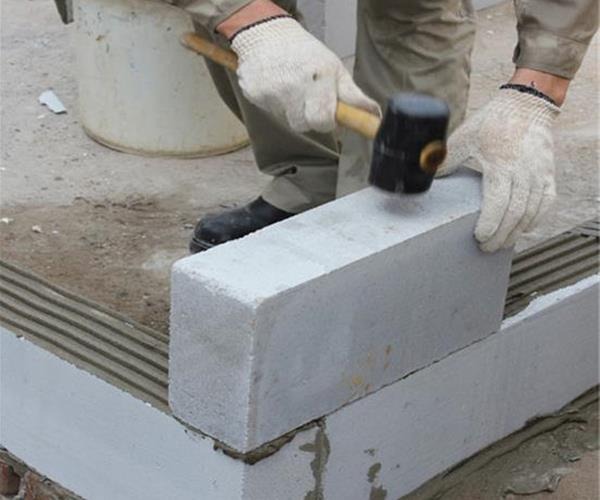 در بحران سیمان، هبلکس راه حلی اقتصادی برای ساخت و ساز
