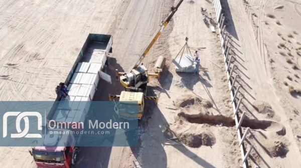 اجرای دیوار پیش ساخته بتنی نیروگاه خورشیدی طبس