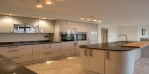 کابینت های گلاس بژ اکلیلی