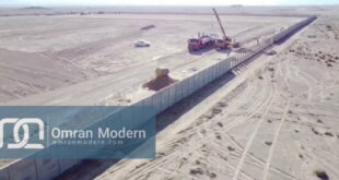 اجرای دیوار پیش ساخته بتنی نیروگاه خورشیدی طبس