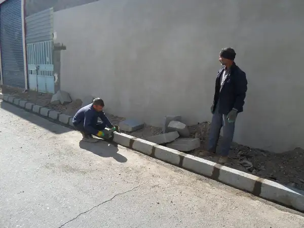 آیا شهرداری بدون رضایت مالک می تواند در حریم ملک جدول گذاری کند