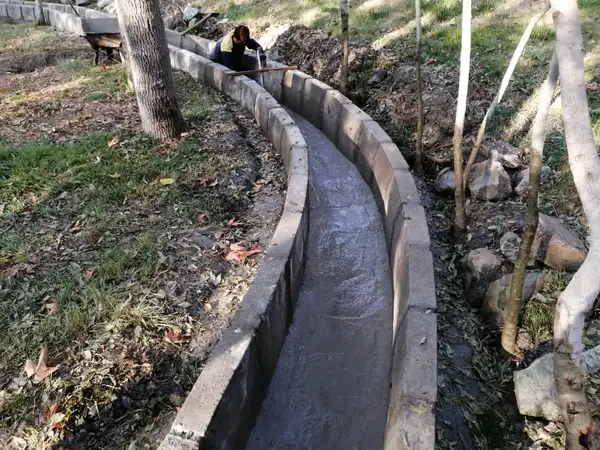 تأثیر جدول بتنی بر رواناب شهری