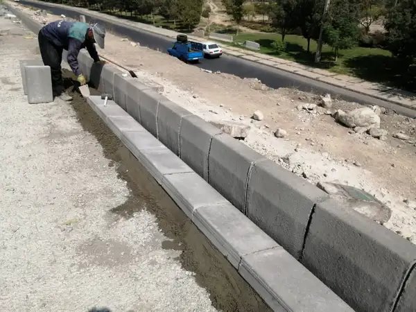 مقایسه هزینه ساخت جوی آب با جدول نیم شیب و نیم جوی