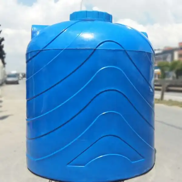 مخزن 2000 لیتری عمودی بلند