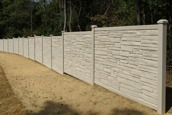 آیا حصارکشی با دیوار آماده بتنی در زمین شیب دار امکان پذیر است