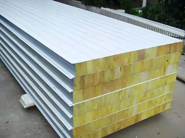 ساندویچ پانل استیل