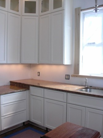 کابینت نئوکلاسیک بدون دستگیره