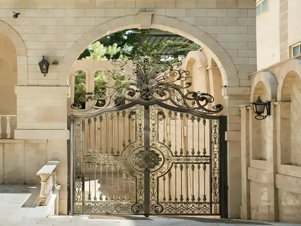 نمونه درب ورودی ساختمان