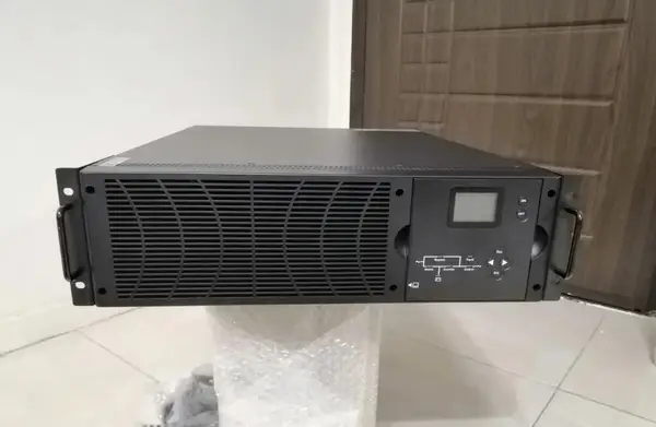 یو پی اس 6 کاوا