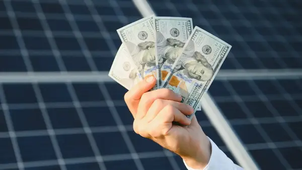 پنل های خورشیدی ایرانی یا خارجی