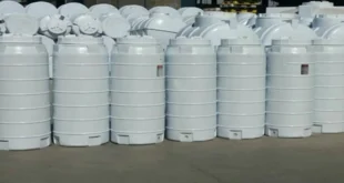 مخازن عمودی بلند