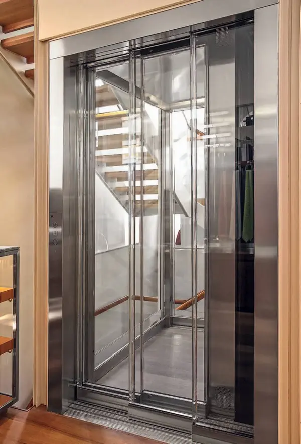 درب لولایی شیشه ای آسانسور