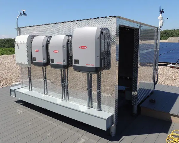 انواع اینورتر خورشیدی