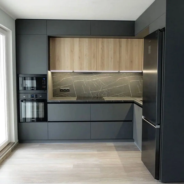 کابینت تیره