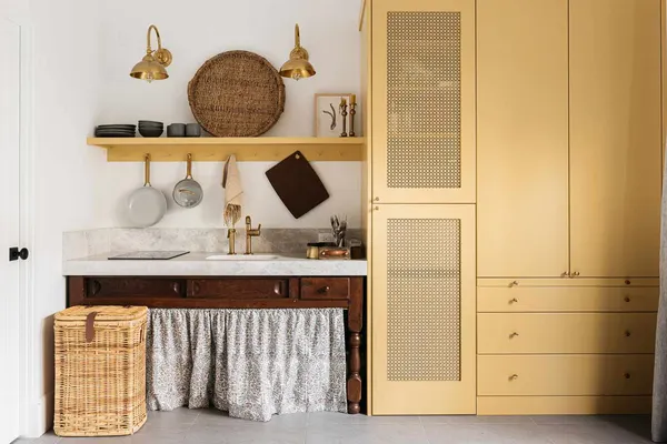 کابینت کم جا