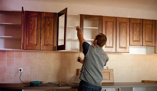 بهترین روش نصب کابینت هوایی