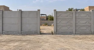 مقایسه دیوار آماده بتنی ساده و طرح دار